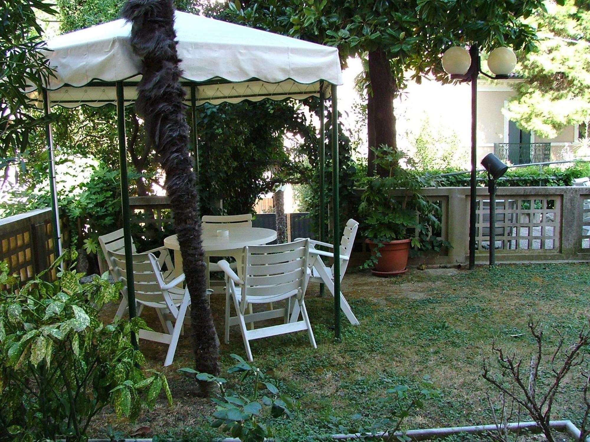 كاتوليكا Hotel Torretta المظهر الخارجي الصورة