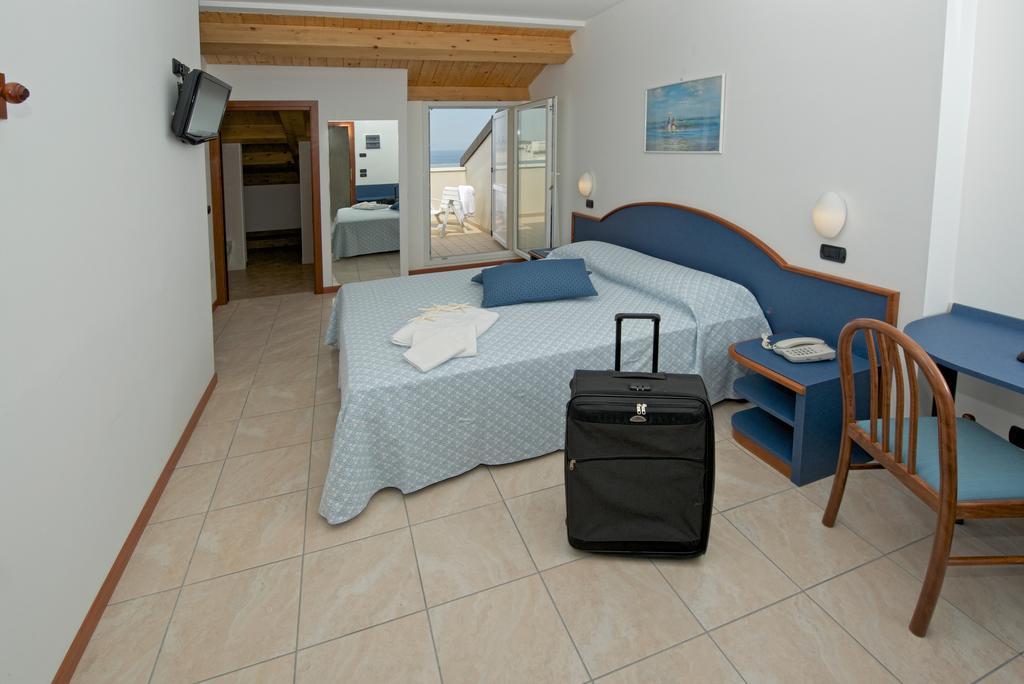 كاتوليكا Hotel Torretta المظهر الخارجي الصورة
