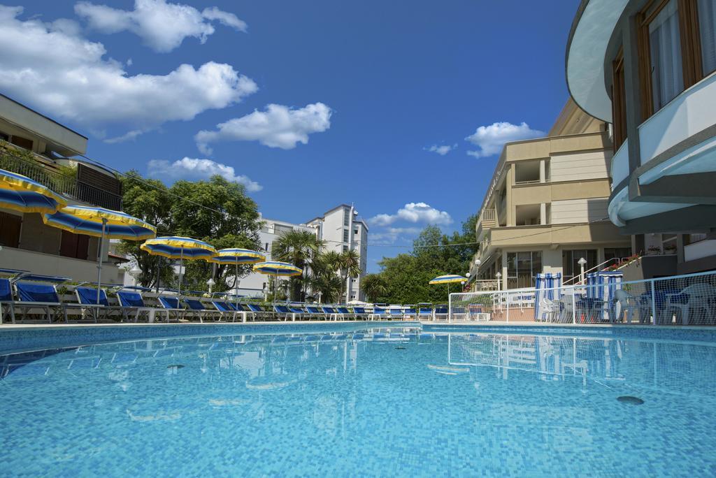 كاتوليكا Hotel Torretta المظهر الخارجي الصورة